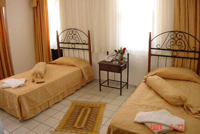 Kleopatra Sahara Hotel Alanya Esterno foto